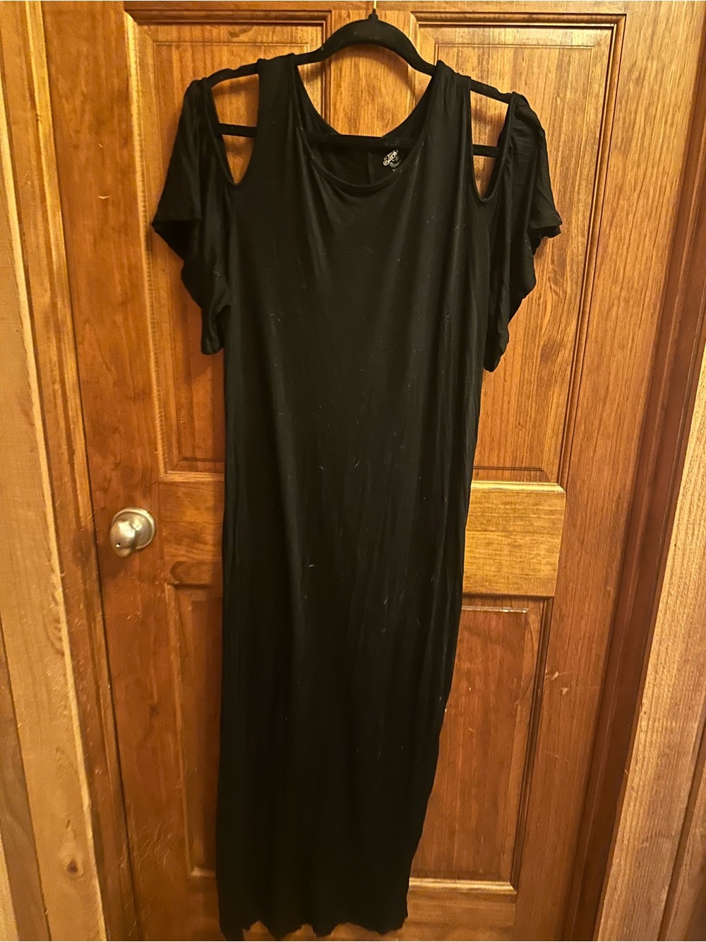 Black Cold-Shoulder Maxi Dress - Women